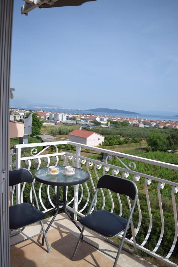 Apartments Marta Kaštel Novi 외부 사진