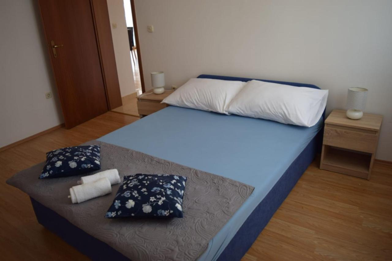 Apartments Marta Kaštel Novi 외부 사진