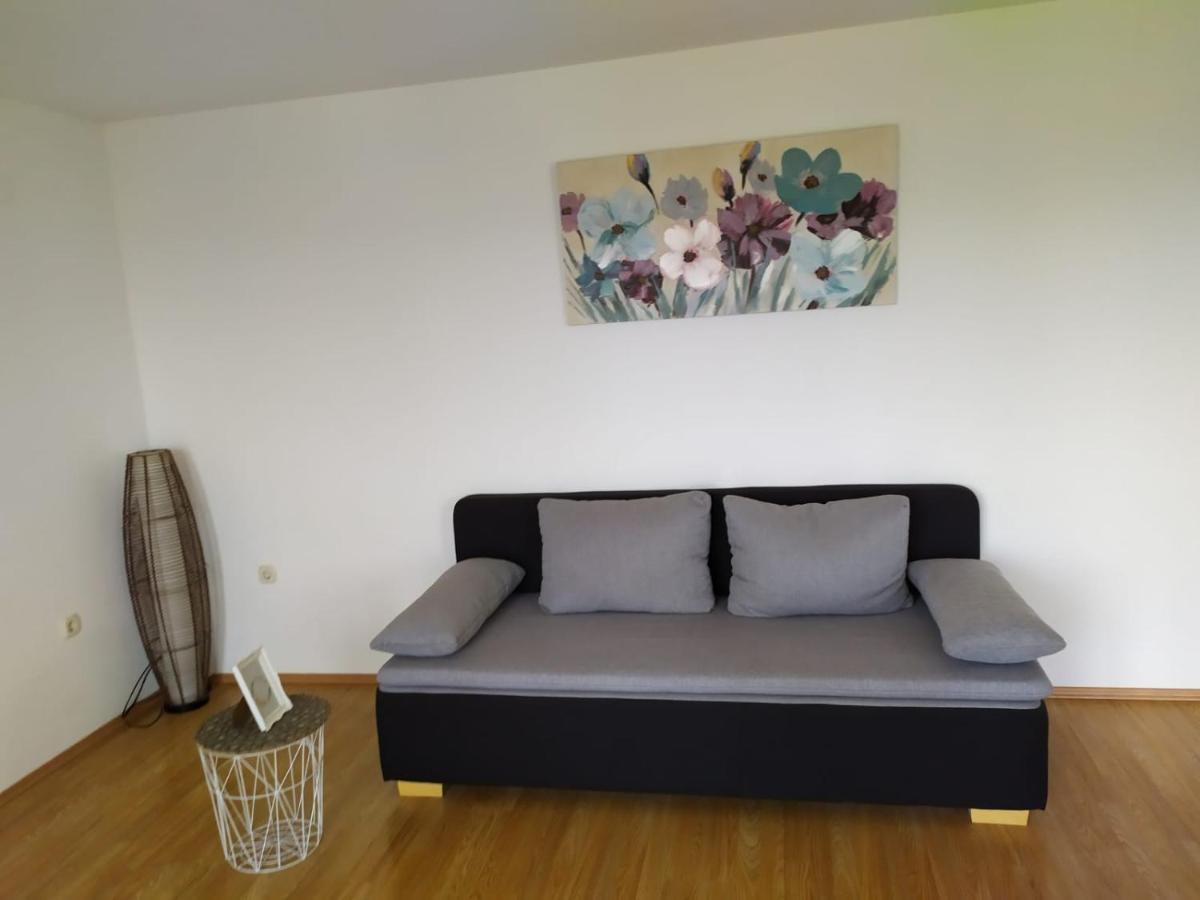 Apartments Marta Kaštel Novi 외부 사진
