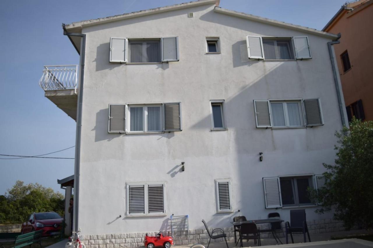 Apartments Marta Kaštel Novi 외부 사진