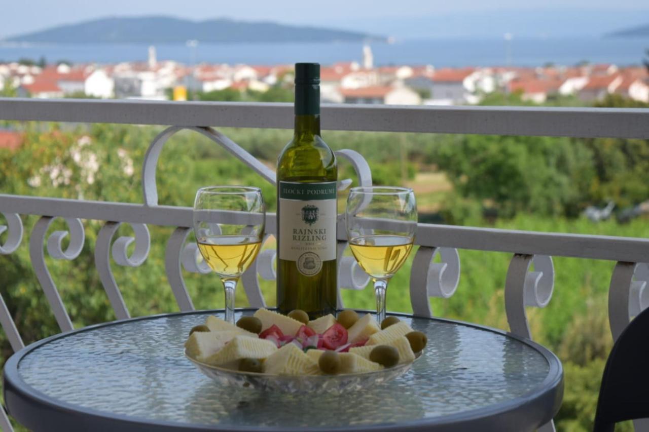 Apartments Marta Kaštel Novi 외부 사진