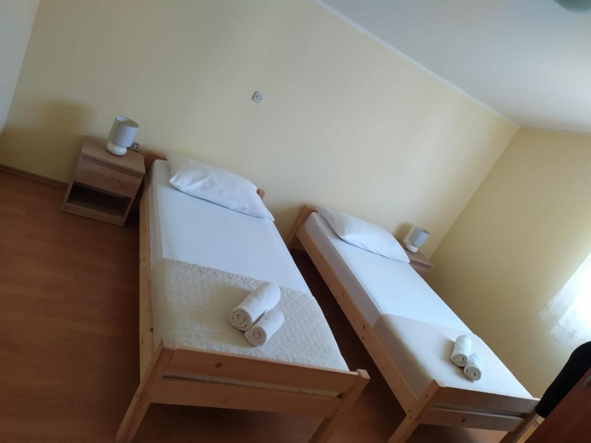 Apartments Marta Kaštel Novi 외부 사진
